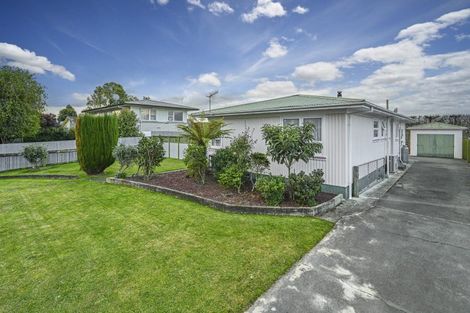 Photo of property in 82 Folkestone Drive, Flaxmere, Hastings, 4120