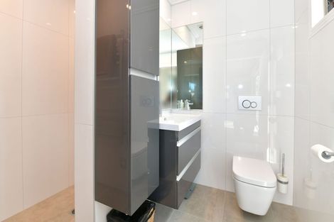 Photo of property in 6 Commodore Court, Gulf Harbour, Whangaparaoa, 0930