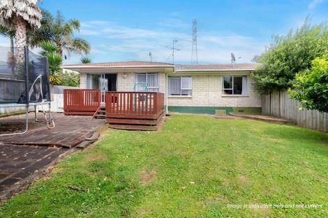 Photo of property in 2/15 Gloaming Place, Conifer Grove, Takanini, 2112