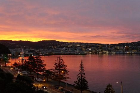 Photo of property in The Capital, 26/370 Oriental Parade, Oriental Bay, Wellington, 6011