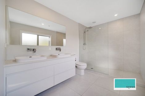 Photo of property in 266 Jack Lachlan Drive, Beachlands, Auckland, 2018