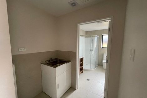 Photo of property in 6a Cronshaw Road, Karaka, Papakura, 2113