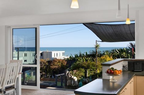 Photo of property in 1 Mclean Street, Strandon, New Plymouth, 4312