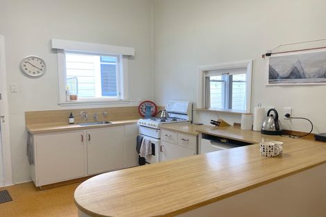 Photo of property in 5 Hamilton Road, Hataitai, Wellington, 6021