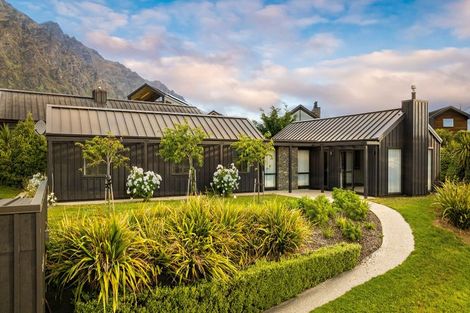 Photo of property in 10 Ellesmere Avenue, Jacks Point, Queenstown, 9371