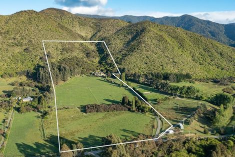 Photo of property in 113 Bucks Road, Tauwharenikau, Featherston, 5773