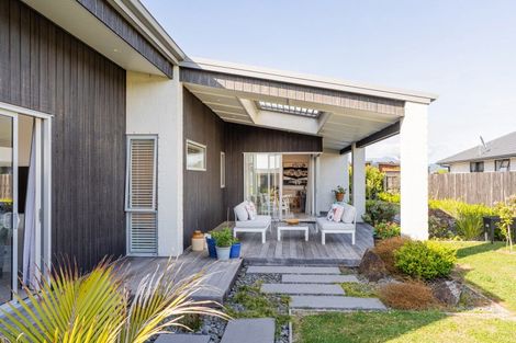 Photo of property in 7 Awatea Drive, Whitianga, 3510