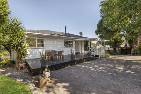 Photo of property in 301 Royal Road, Massey, Auckland, 0614