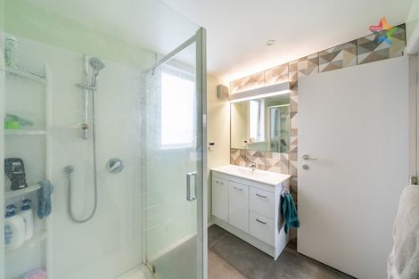 Photo of property in 2 Strand Crescent, Naenae, Lower Hutt, 5011