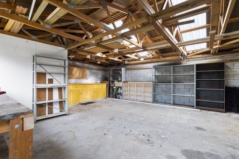 Photo of property in 8 Warren Place, Frankleigh Park, New Plymouth, 4310