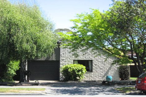 Photo of property in 163 Memorial Avenue, Burnside, Christchurch, 8053