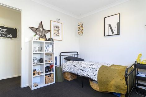 Photo of property in 39 Ballintoy Park Drive, Welcome Bay, Tauranga, 3175