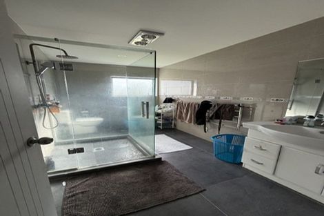 Photo of property in 57 Catkin Crescent, Papatoetoe, Auckland, 2025