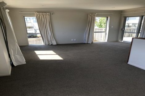 Photo of property in 7 Cresswell Place, Johnsonville, Wellington, 6037