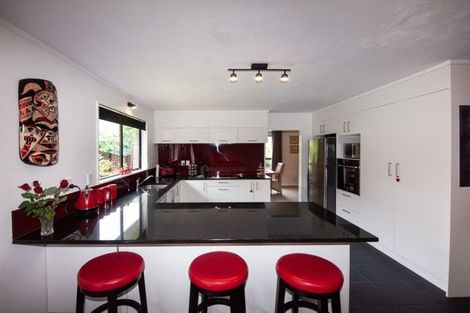 Photo of property in 75 Halswater Drive, Churton Park, Wellington, 6037