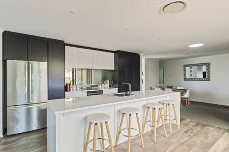 Photo of property in 10 Mackillop Way, Brooklands, New Plymouth, 4310