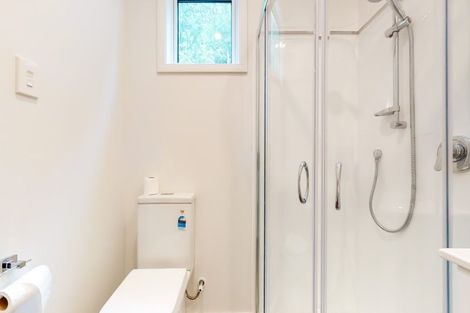 Photo of property in 5 Ranelagh Terrace, Karori, Wellington, 6012