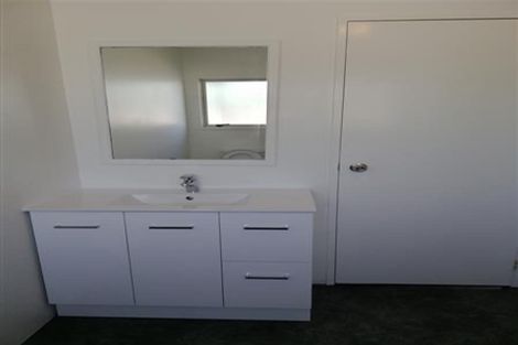 Photo of property in 4/38 Barneys Farm Road, Clendon Park, Auckland, 2103