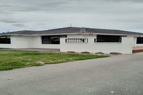 Photo of property in 33 Bournemouth Crescent, Aranui, Christchurch, 8061