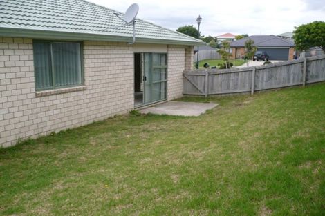 Photo of property in 38 Riverside Drive, Waiuku, 2123