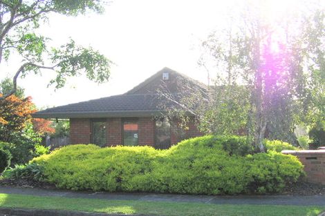 Photo of property in 20 Majesty Place, Half Moon Bay, Auckland, 2012