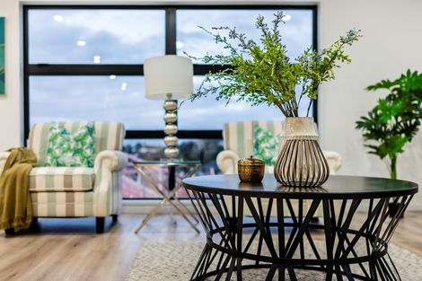 Photo of property in 11 Tawapou Close, Massey, Auckland, 0614