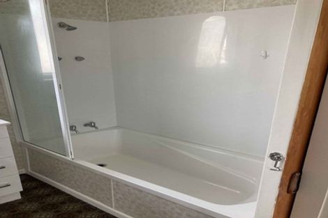 Photo of property in 111 Farquhar Road, Glendene, Auckland, 0602