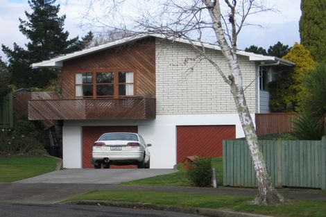 Photo of property in 29 Parkland Crescent, Terrace End, Palmerston North, 4410