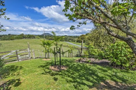 Photo of property in 364 Cemetery Road, Maunu, Whangarei, 0179