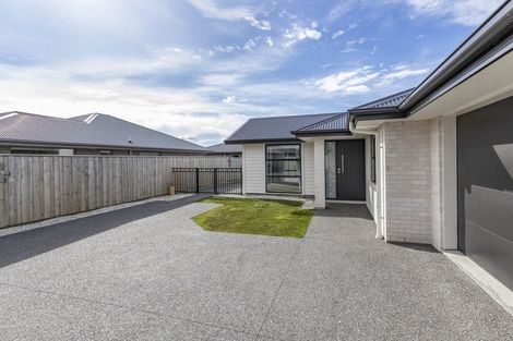 Photo of property in 82a Watkins Drive, Rangiora, 7400
