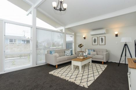 Photo of property in 3 Forsyth Street, Taradale, Napier, 4112