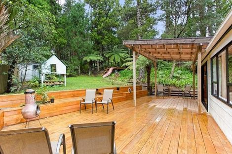 Photo of property in 305 Huia Road, Titirangi, Auckland, 0604