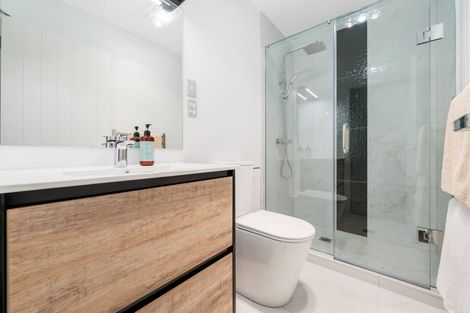 Photo of property in 1/14 Sabot Place, Massey, Auckland, 0614