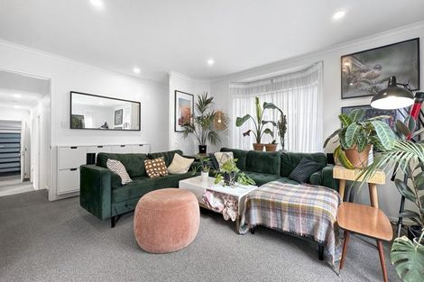 Photo of property in 73 Hamlin Road, Mount Wellington, Auckland, 1060