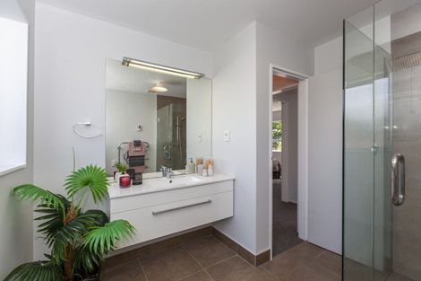 Photo of property in 6-6a Nola Avenue, Raumati Beach, Paraparaumu, 5032