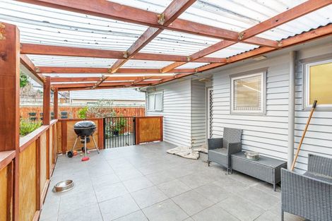 Photo of property in 13 Redwood Drive, Massey, Auckland, 0614