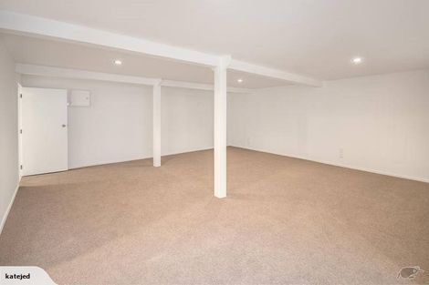 Photo of property in 75 Mountbatten Avenue, Hillcrest, Auckland, 0627