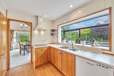 Photo of property in 22 Glucina Avenue, West Harbour, Auckland, 0618