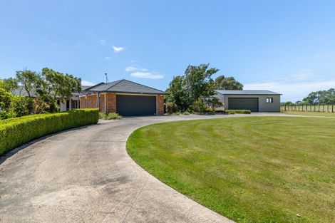 Photo of property in 1329 Devon Road, Brixton, Waitara, 4382