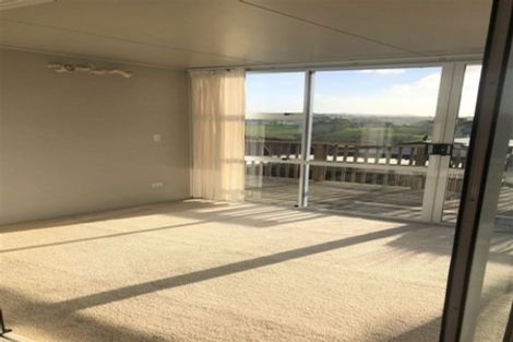 Photo of property in 450 Don Buck Road, Massey, Auckland, 0614