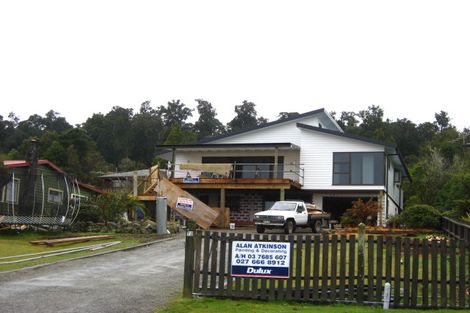 Photo of property in 72 Ahau Street, Moana, 7872