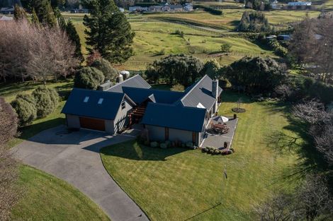 Photo of property in 3 Chestnut Grove, Acacia Bay, Taupo, 3385