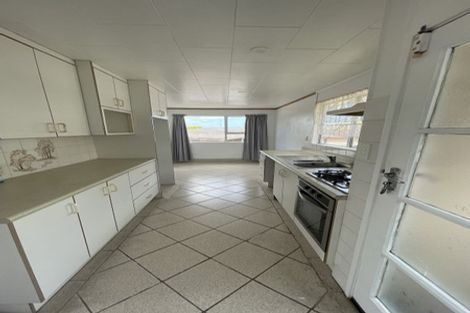 Photo of property in 14b Pipitea Place, Massey, Auckland, 0614