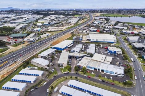 Photo of property in 3 Miro Place, Waiuku, 2123