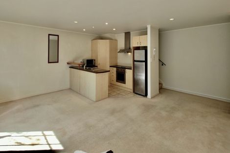 Photo of property in Mendosa Terraces Apartments, 29/9 Ebor Street, Te Aro, Wellington, 6011