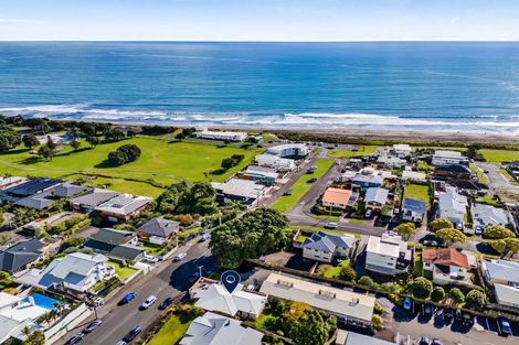 Photo of property in 19 Nobs Line, Strandon, New Plymouth, 4312