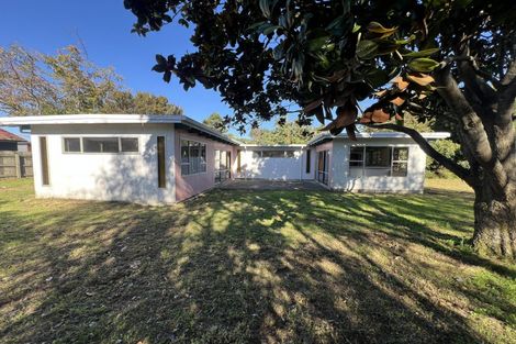 Photo of property in 6 Hartgill Crescent, Dannevirke, 4930