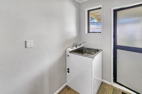 Photo of property in 154 Sievers Grove, Cannons Creek, Porirua, 5024