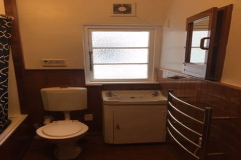 Photo of property in San Marino Apartments, 4/4 Oak Park Avenue, Te Aro, Wellington, 6011