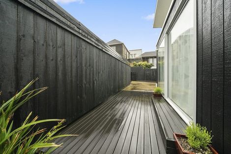Photo of property in 17b Richard Street, Titahi Bay, Porirua, 5022